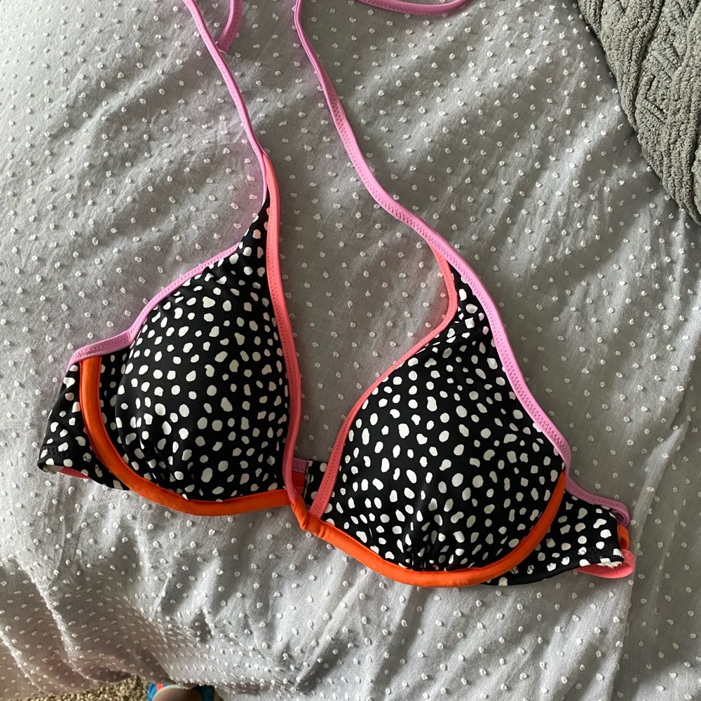 Victoria’s Secret Bikini Top
